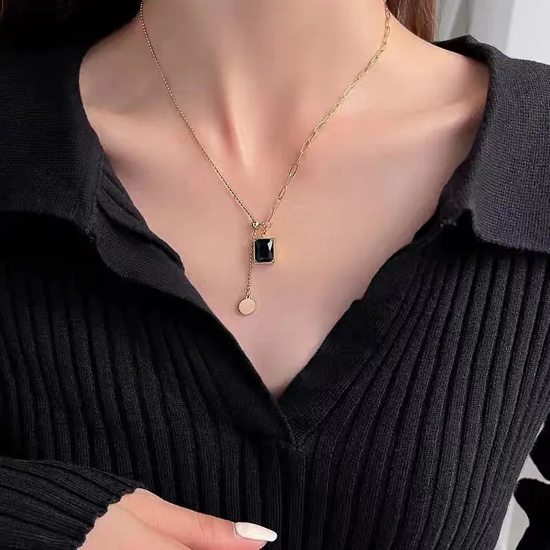 Black Gem Square Necklace