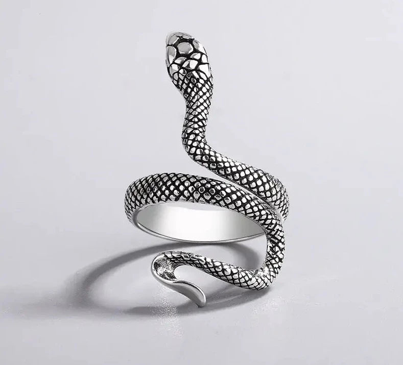 Snake Design Ring