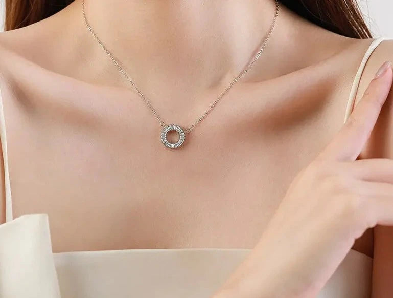 Sparkling Clear Round Necklace